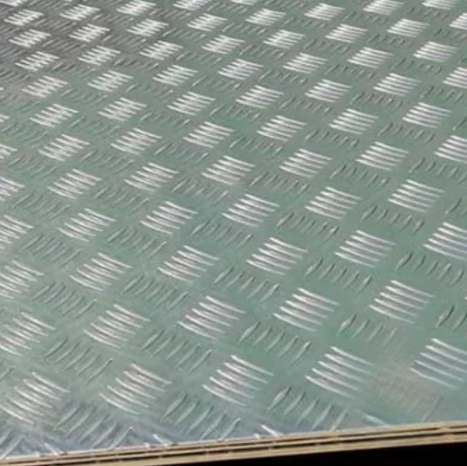 ГК АЛЮМИНИЕВЫЙ ЛИСТ АМц 1.9х1000х1000мм чечевица Ленты и полосы #1